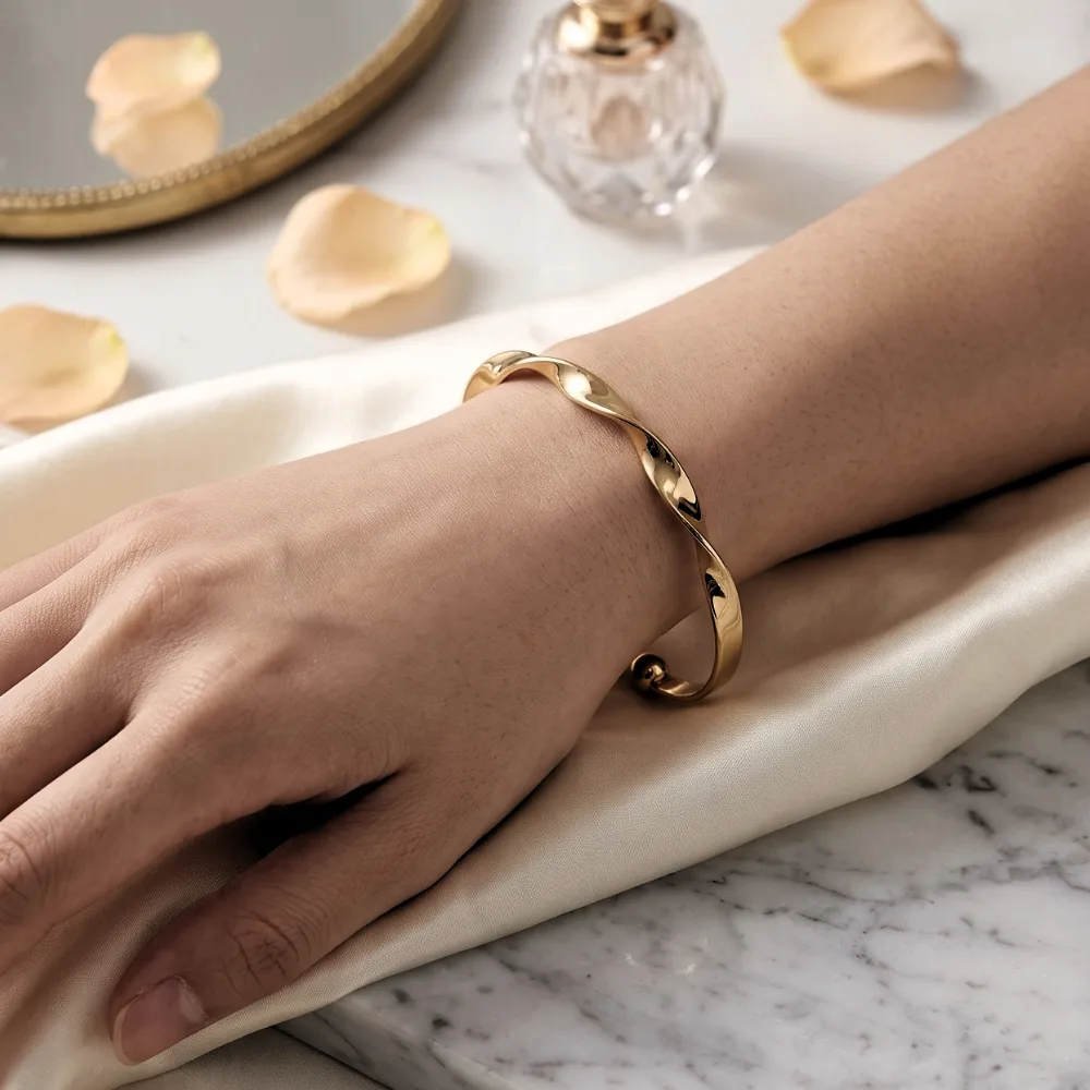 Wave Luxe Gold-Tone Open Cuff Bracelet — photo 2